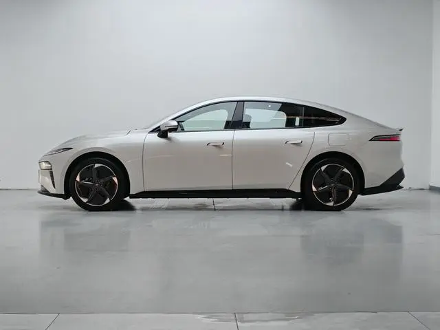 Dongfeng eπ eπ007 Pure electric 530Pro version