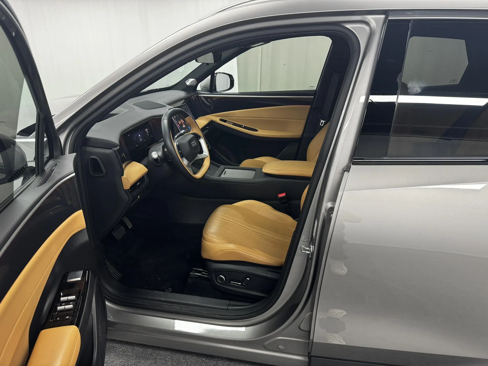 Geely Galaxy Galaxy L7 1.5T DHT 115km Starship