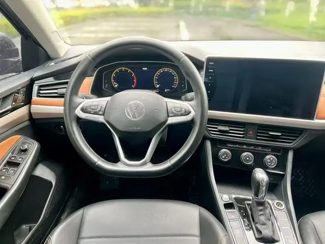 Volkswagen Bora 200TSI DSG Smart Bank PRO Edition