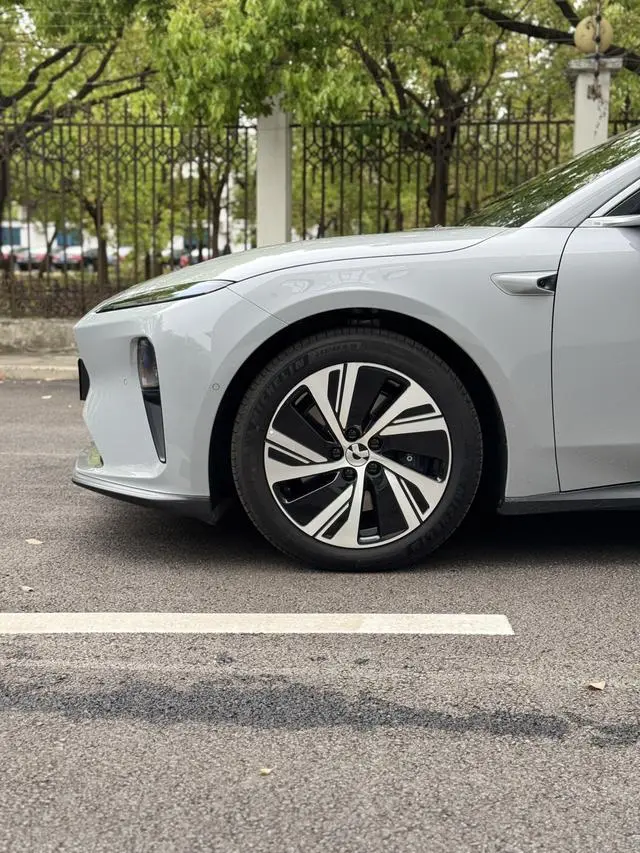 NIO Nio ET5 75kWh