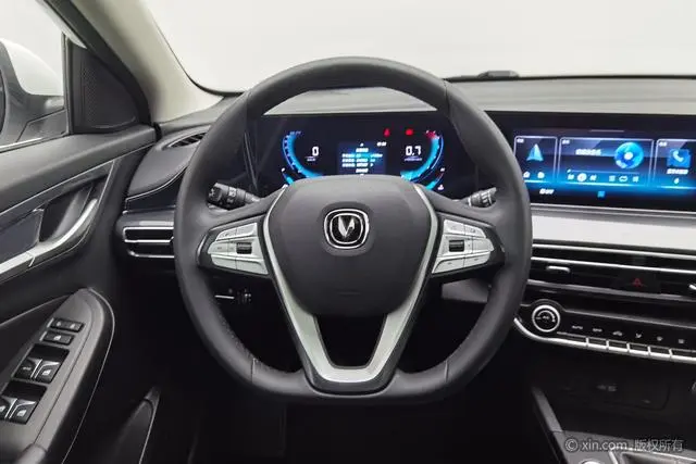 Changan Yidong PLUS 1.6L GDI manual luxury