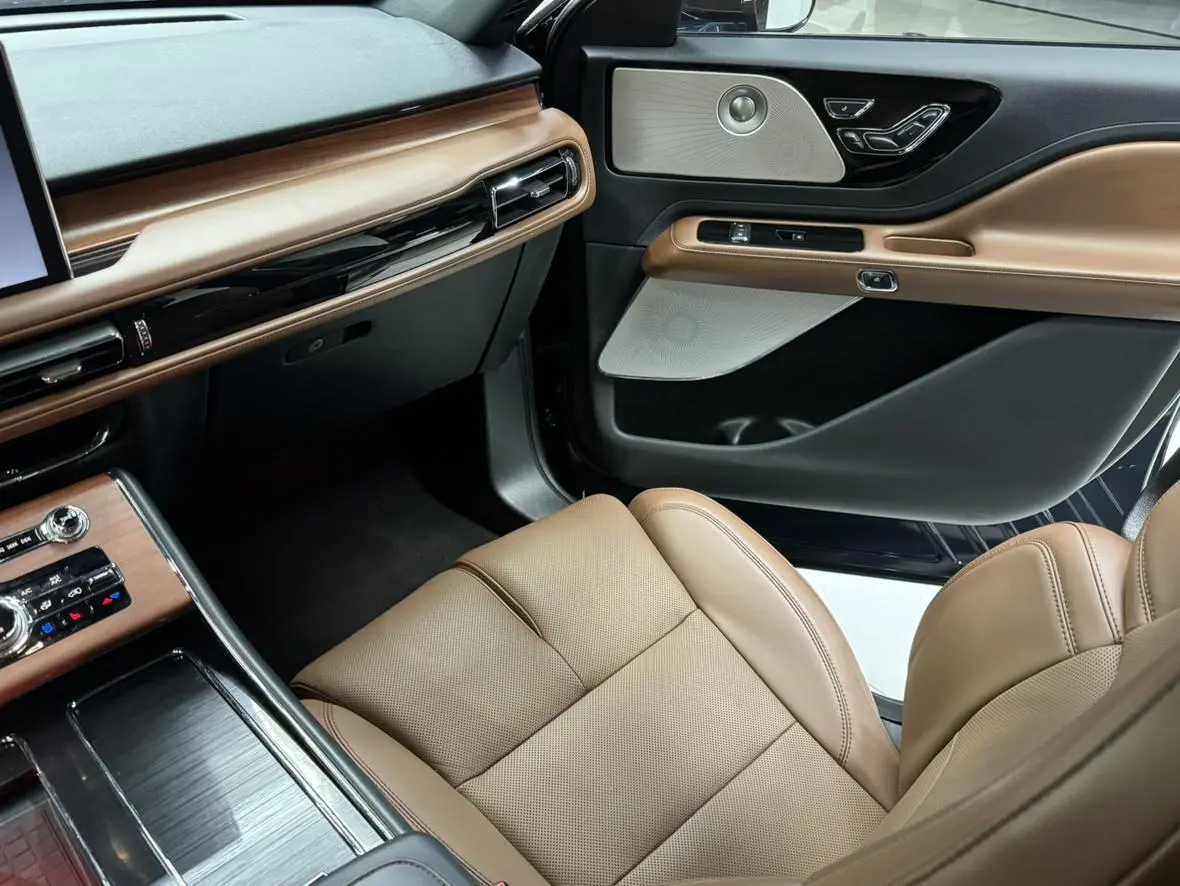 Lincoln Flying home 3.0T V6 four-wheel drive Executive Edition