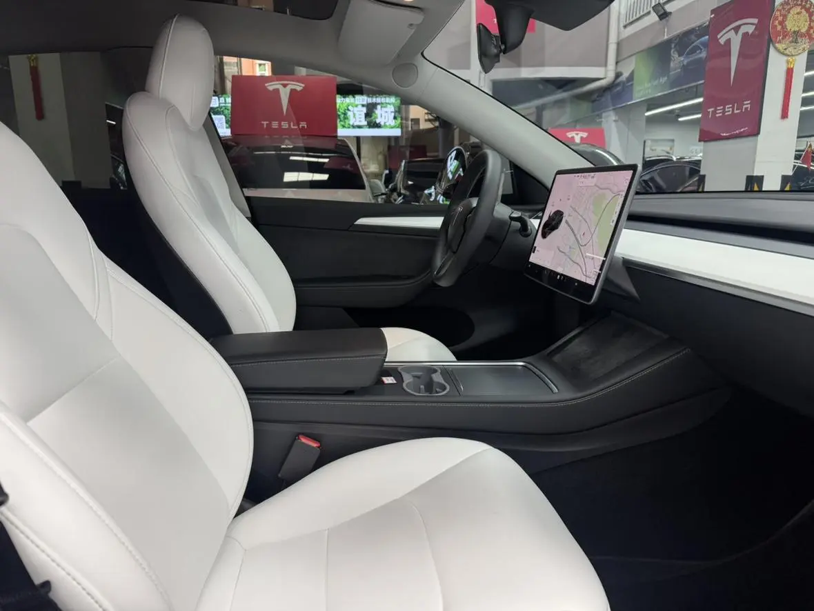 Tesla Model Y Standard battery life, rear-wheel drive version