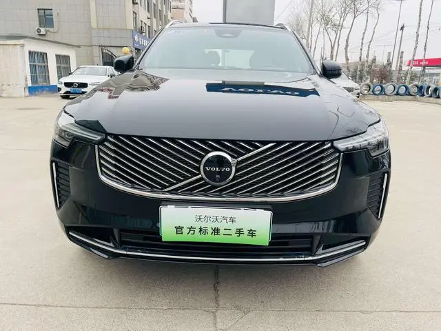 Volvo Volvo XC90 PHEV E-drive hybrid T8 Long battery life Zhizun Deluxe Edition 7 Seats