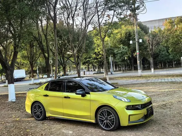 LYNK & CO Lynk 03 03+2.0 TD Automatic Yufeng Version