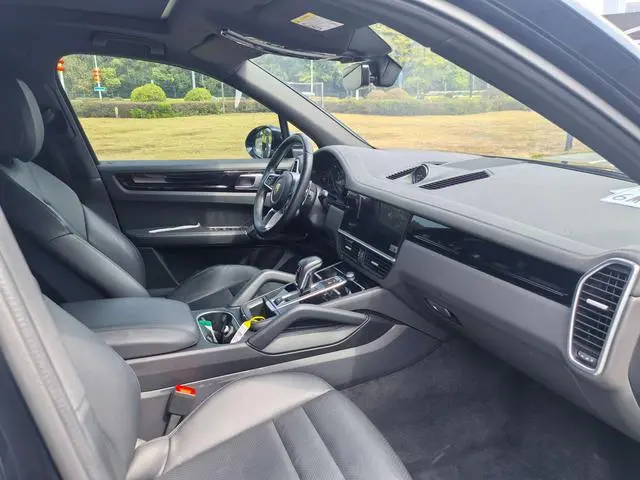 Porsche Cayenne E-Hybrid Cayenne E-Hybrid 2.0T