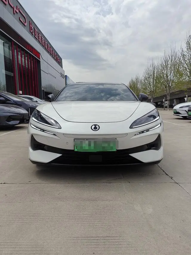 Denza Denza Z9GT DM 1100 four-wheel drive Pro version