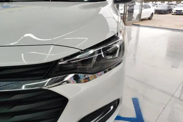 Chevrolet Cruze 320 Automatic Enjoy Edition