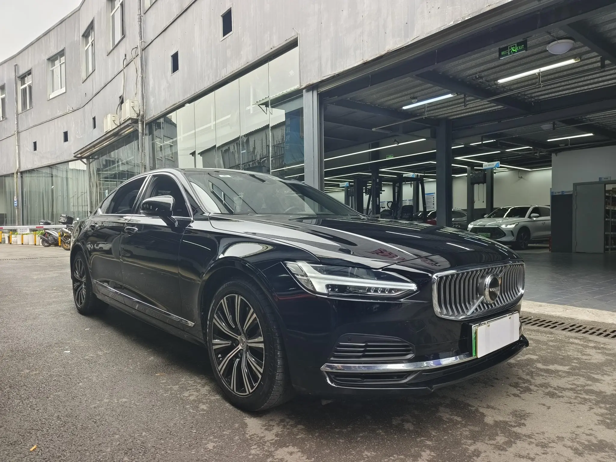 Volvo Volvo S90 PHEV T8 E-drive Hybrid Zhiyi Deluxe Edition