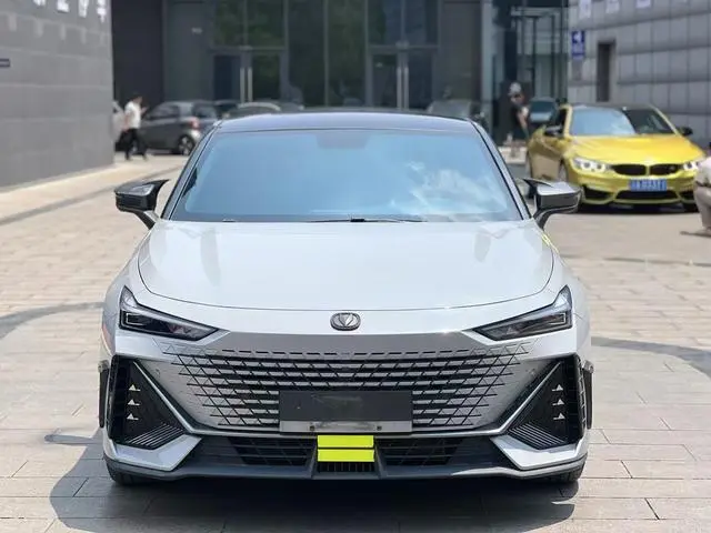 Changan Changan UNI-V 1.5T Smart Pilot type