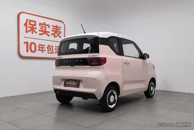 Wuling Wuling Hongguang MINIEV Macaron Premium Lithium Iron Phosphate