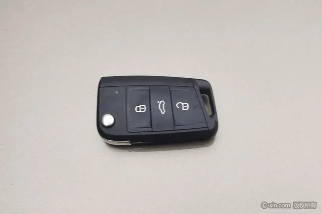 Skoda Speed pie ZI330 DSG Smart Edition