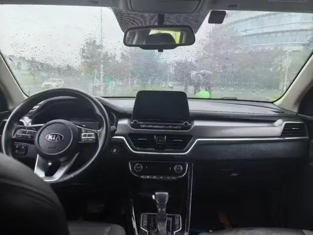 Kia Smart running 2.0L Automatic Smart Enjoy Deluxe Edition Country V