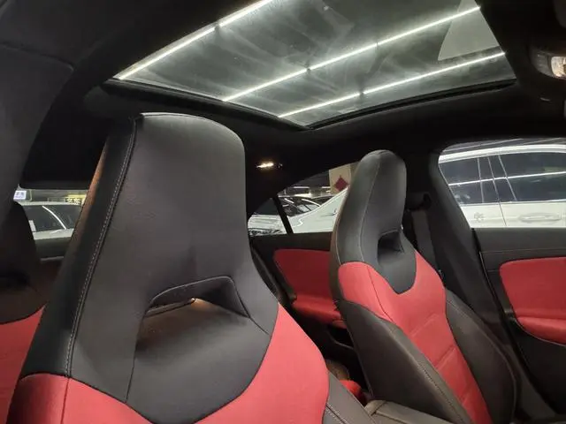 Mercedes-Benz Mercedes-Benz CLA AMG AMG CLA 35 4MATIC