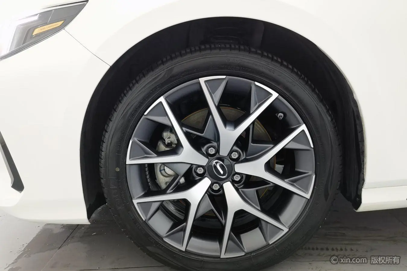 GAC Shadow Leopard 2.0L DHT Smart Hybrid Version