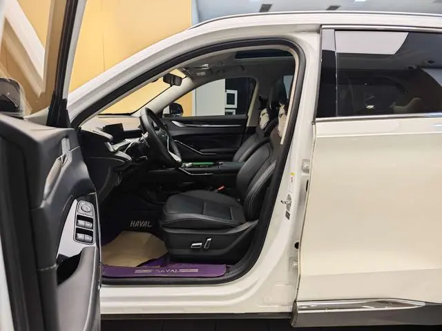 Haval Haval H6 The third generation 1.5 GDIT automatic Max version