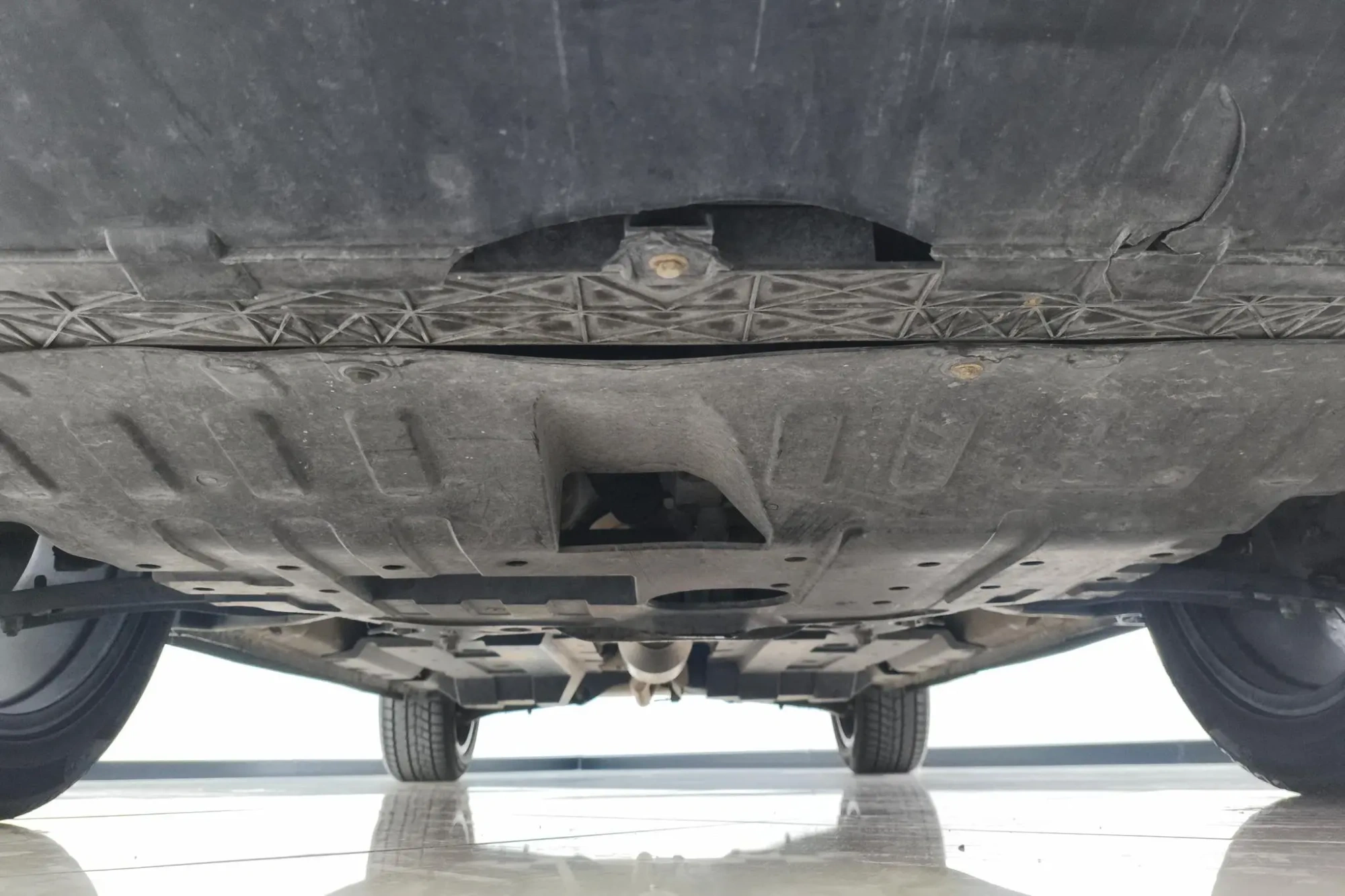 Changan Auchan Changan Auchan Z6 Blue Whale 1.5T DCT Smart Collar Type