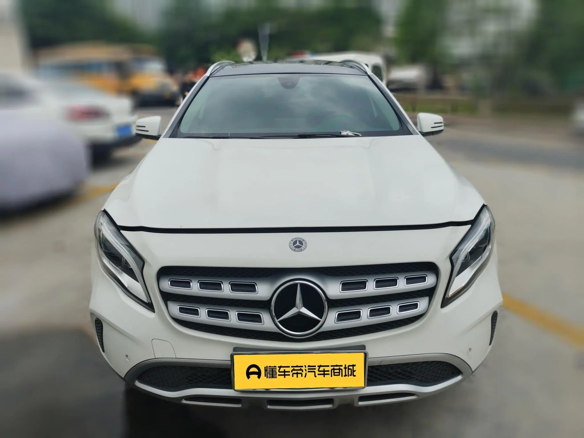 Mercedes-Benz Mercedes-Benz GLA GLA 200 fashion type