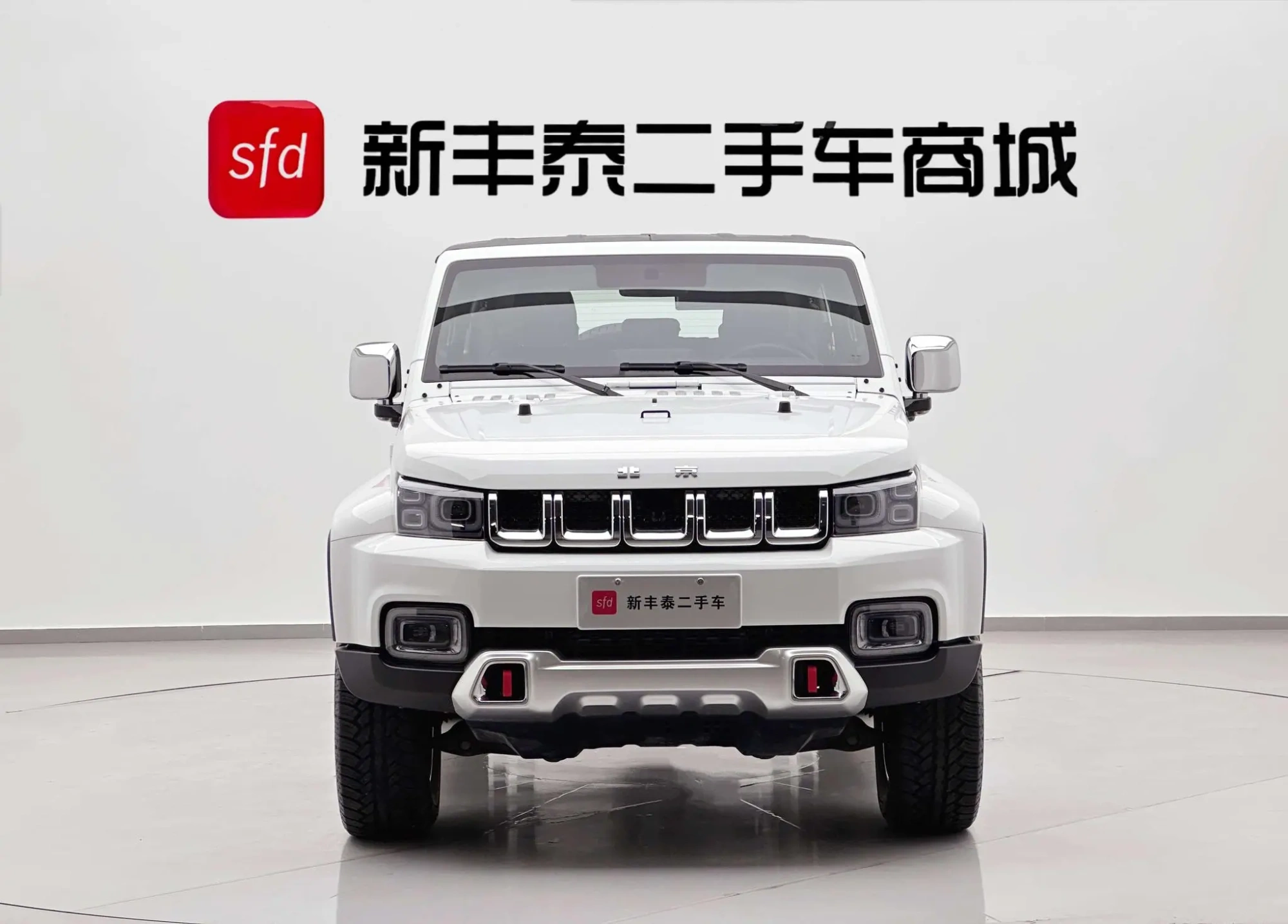 Beijing Beijing off-road BJ40 City Hunter Edition 2.0T Automatic Four-wheel drive Pioneer Type