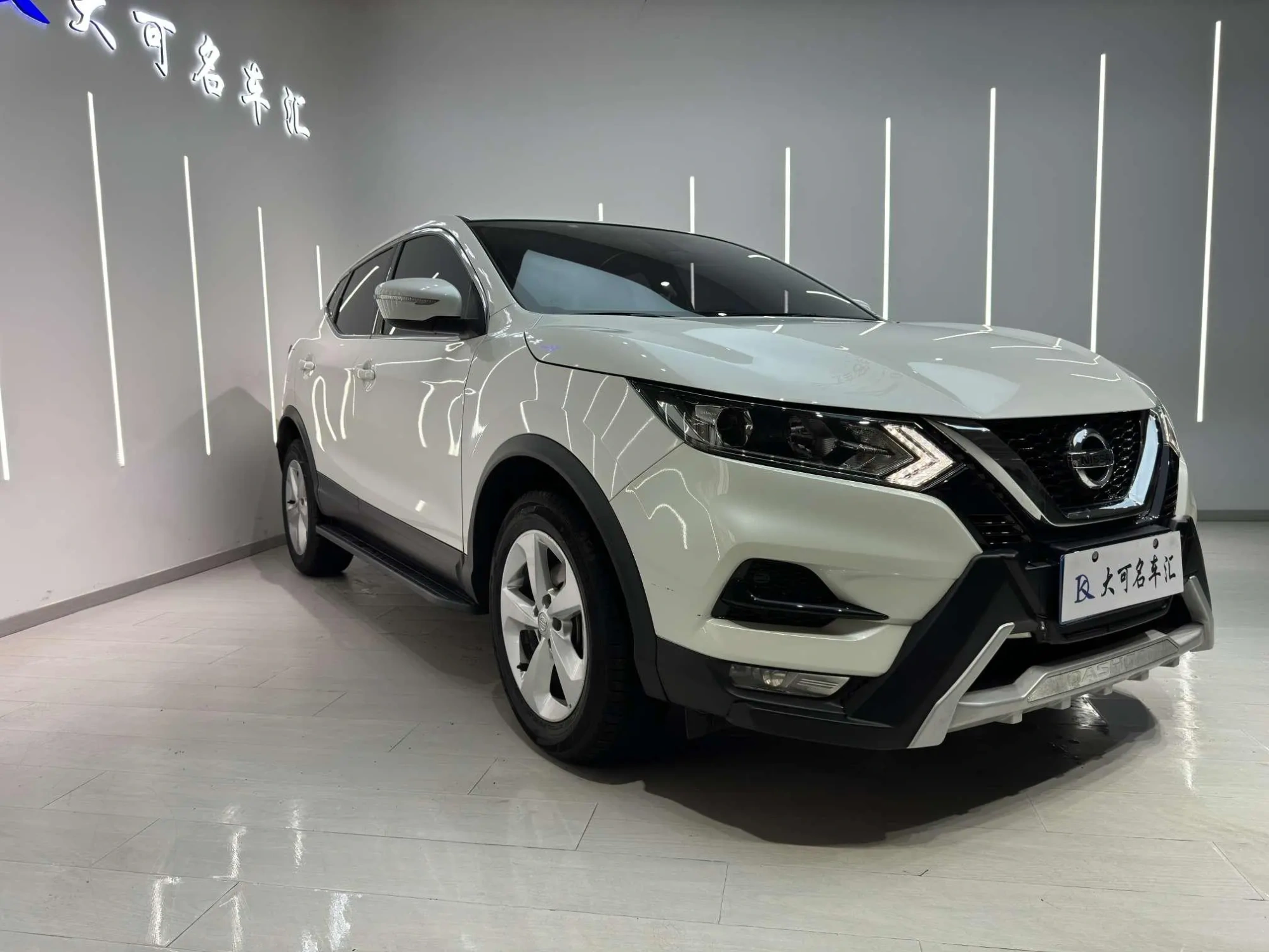 Nissan Qashqai 2.0 L XV Smart Edition