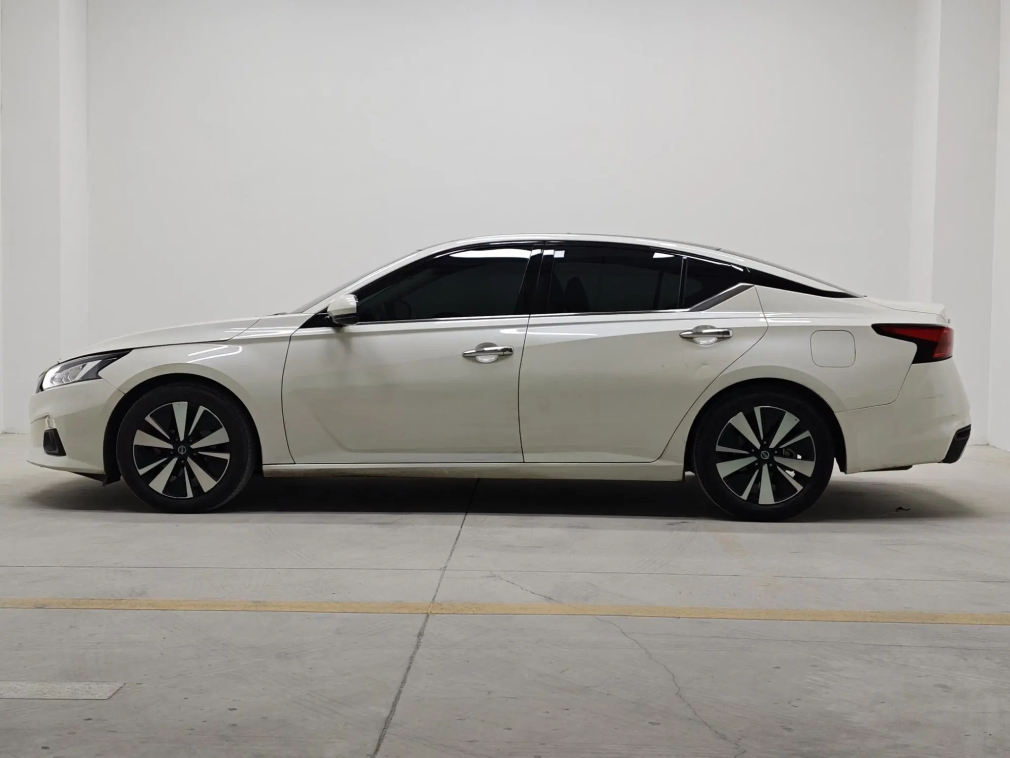 Nissan Teana 2.0 L XL Comfort Edition