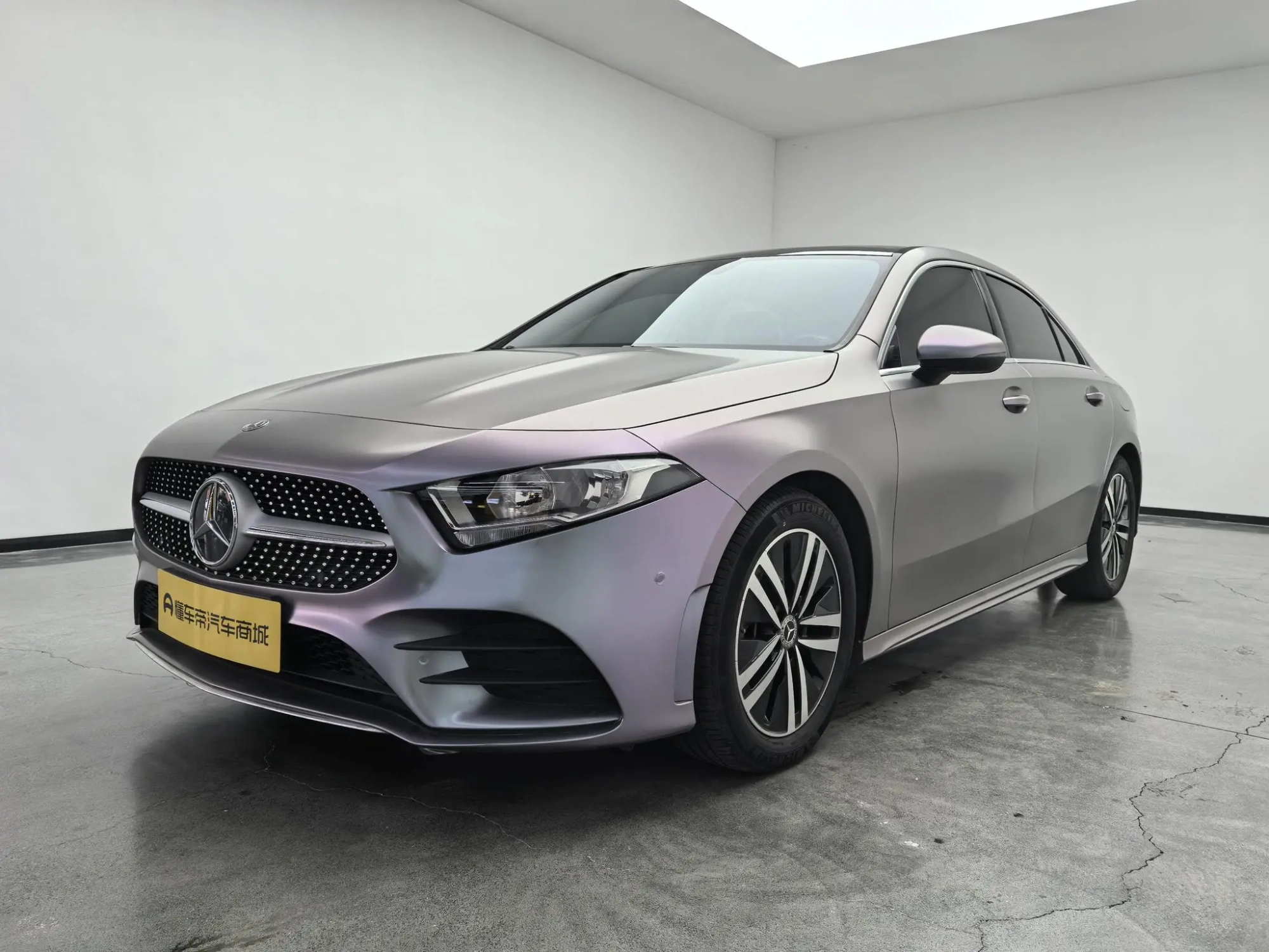 Mercedes-Benz Mercedes-Benz A-class A 180 L sports sedan