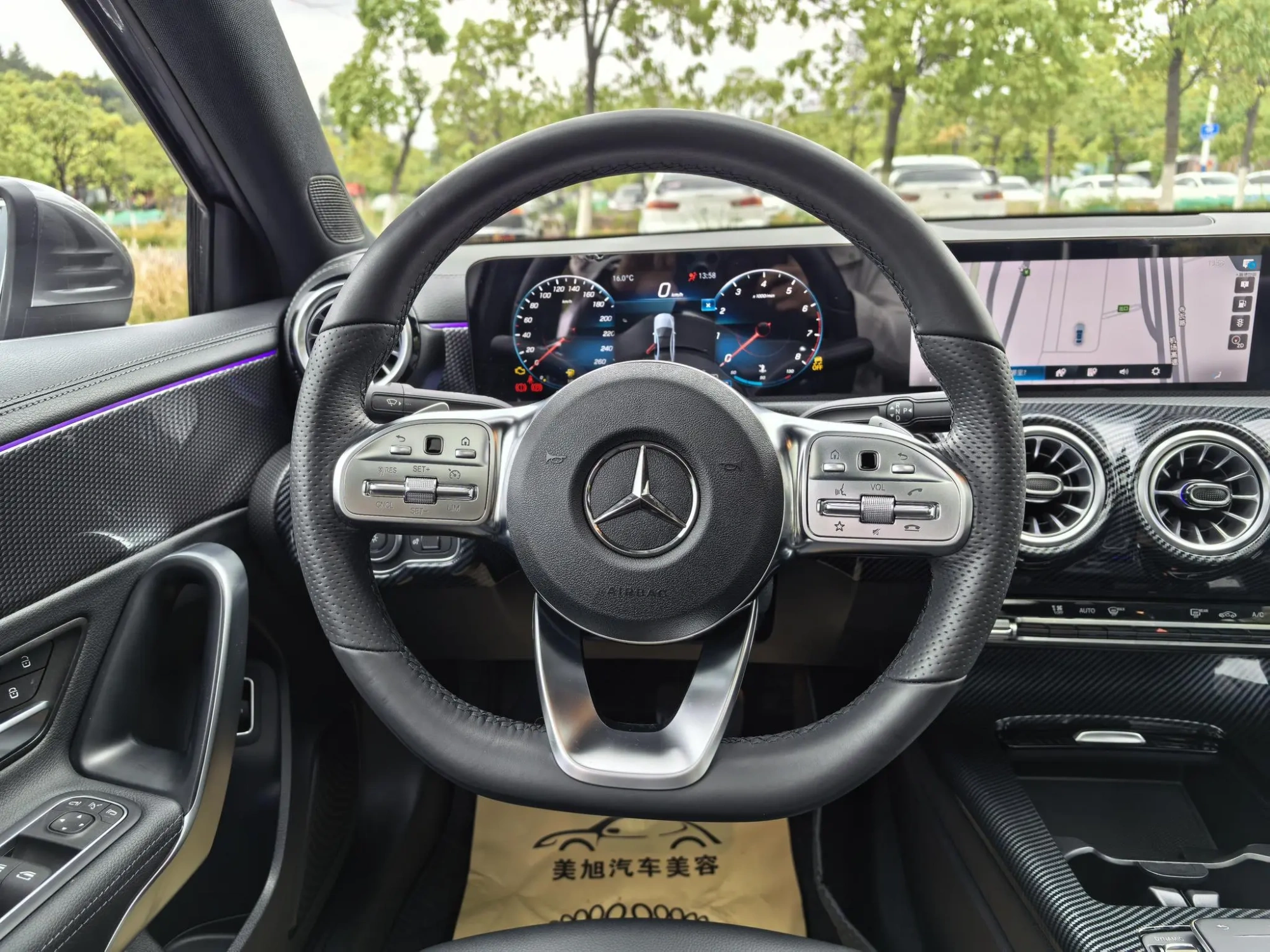 Mercedes-Benz Mercedes-Benz A-class Facelift A 200 L sports sedan fashion version