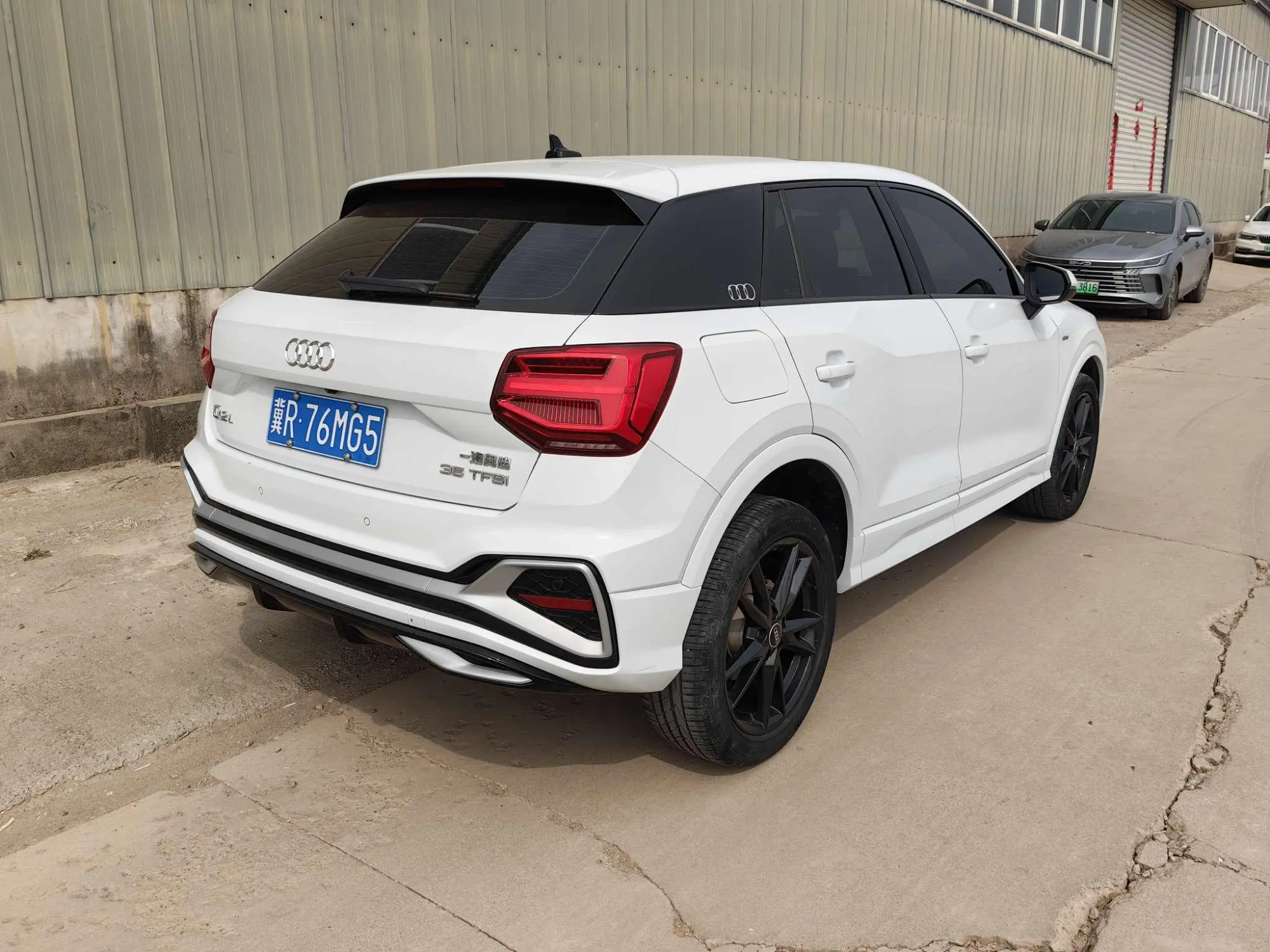 Audi Audi Q2L 35 TFSI aggressive dynamic type