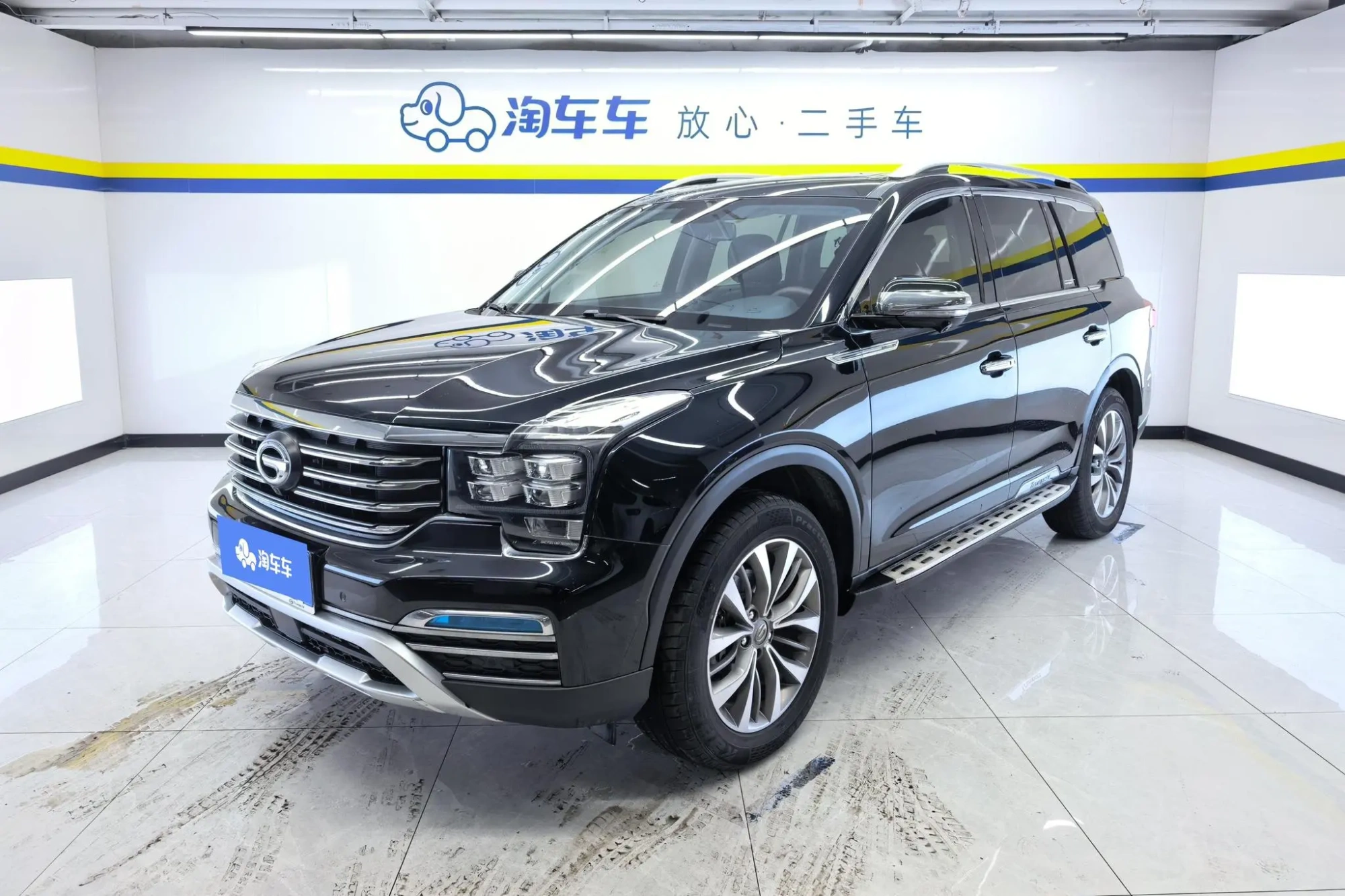 GAC Trumpchi GS8 320T two-wheel drive luxury Zhilian Edition 7 seats