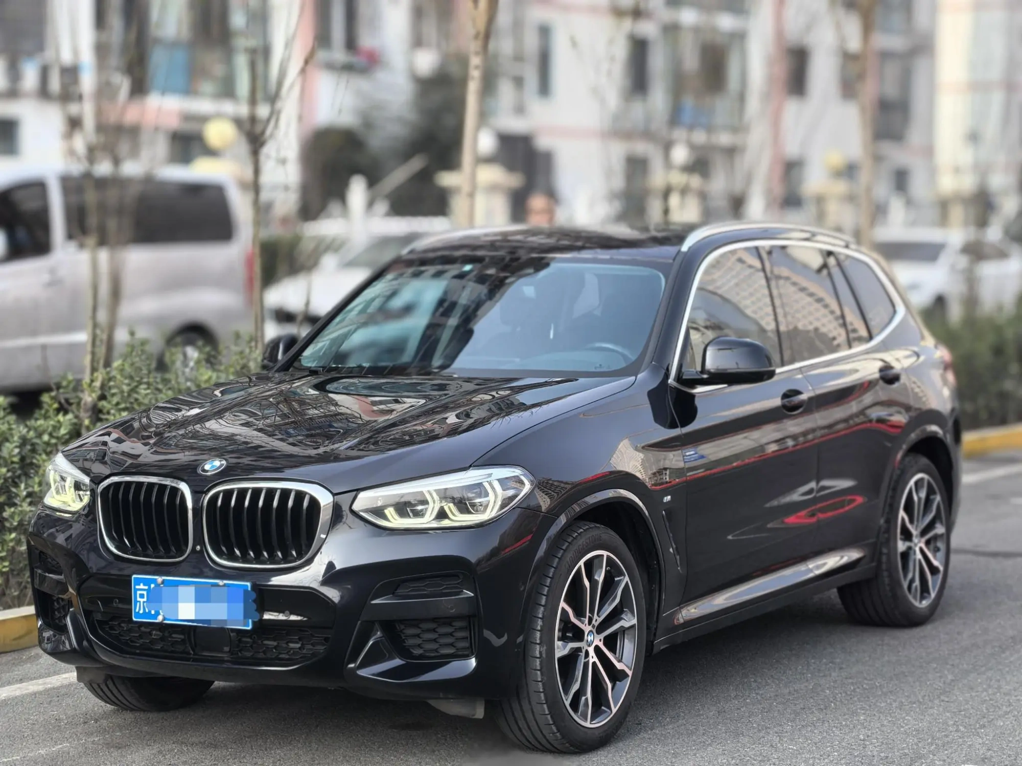 BMW BMW X3 xDrive30i leading M sports suit