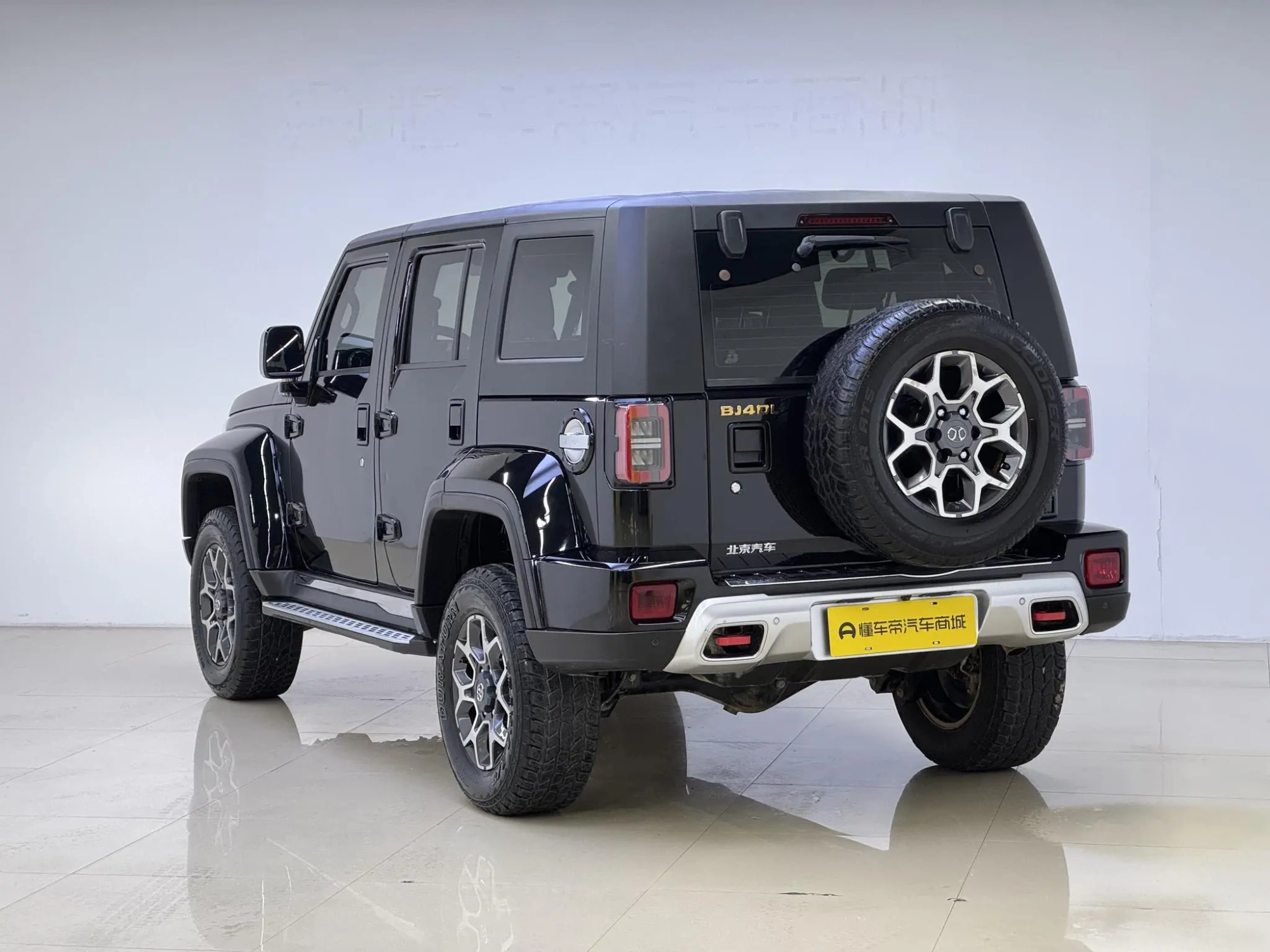 Beijing Beijing off-road BJ40 PLUS 2.3T automatic four-wheel drive exclusive edition Country VI
