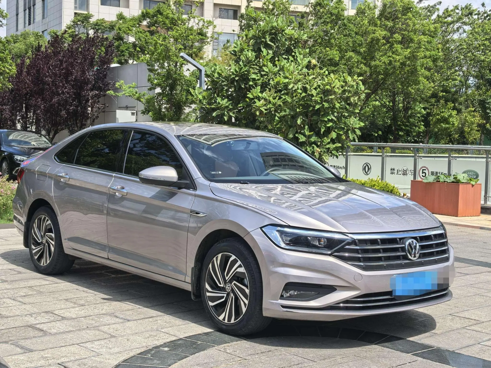 Volkswagen Sagitar 280TSI DSG Beyond Edition