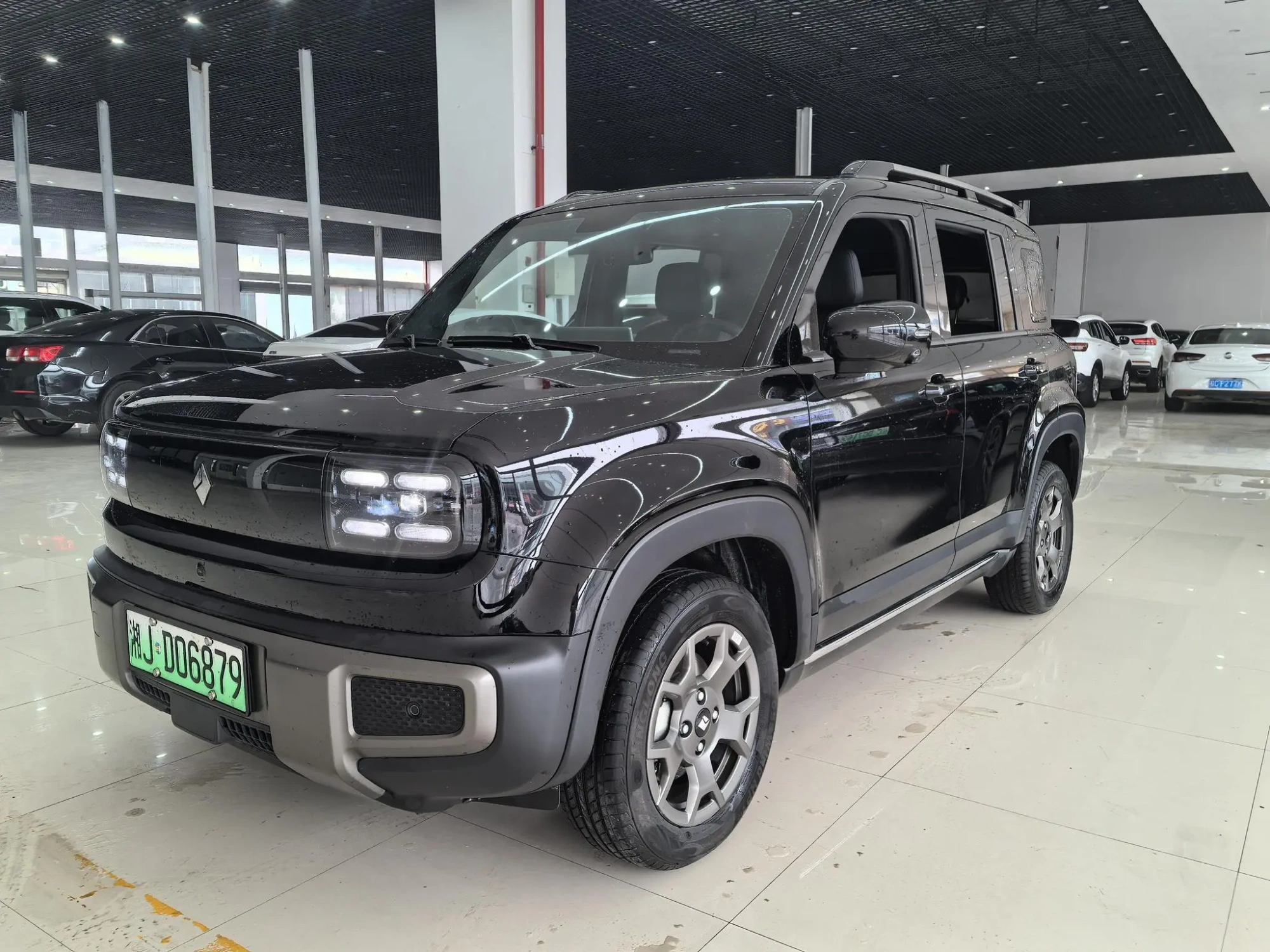 Baojun Yue Ye Plus 301km Ultimate Edition