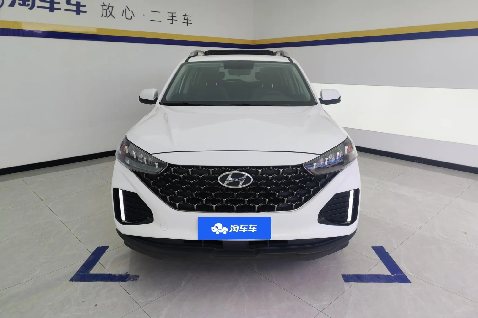 Hyundai Hyundai ix35 2.0L automatic two-wheel drive leading version GLS