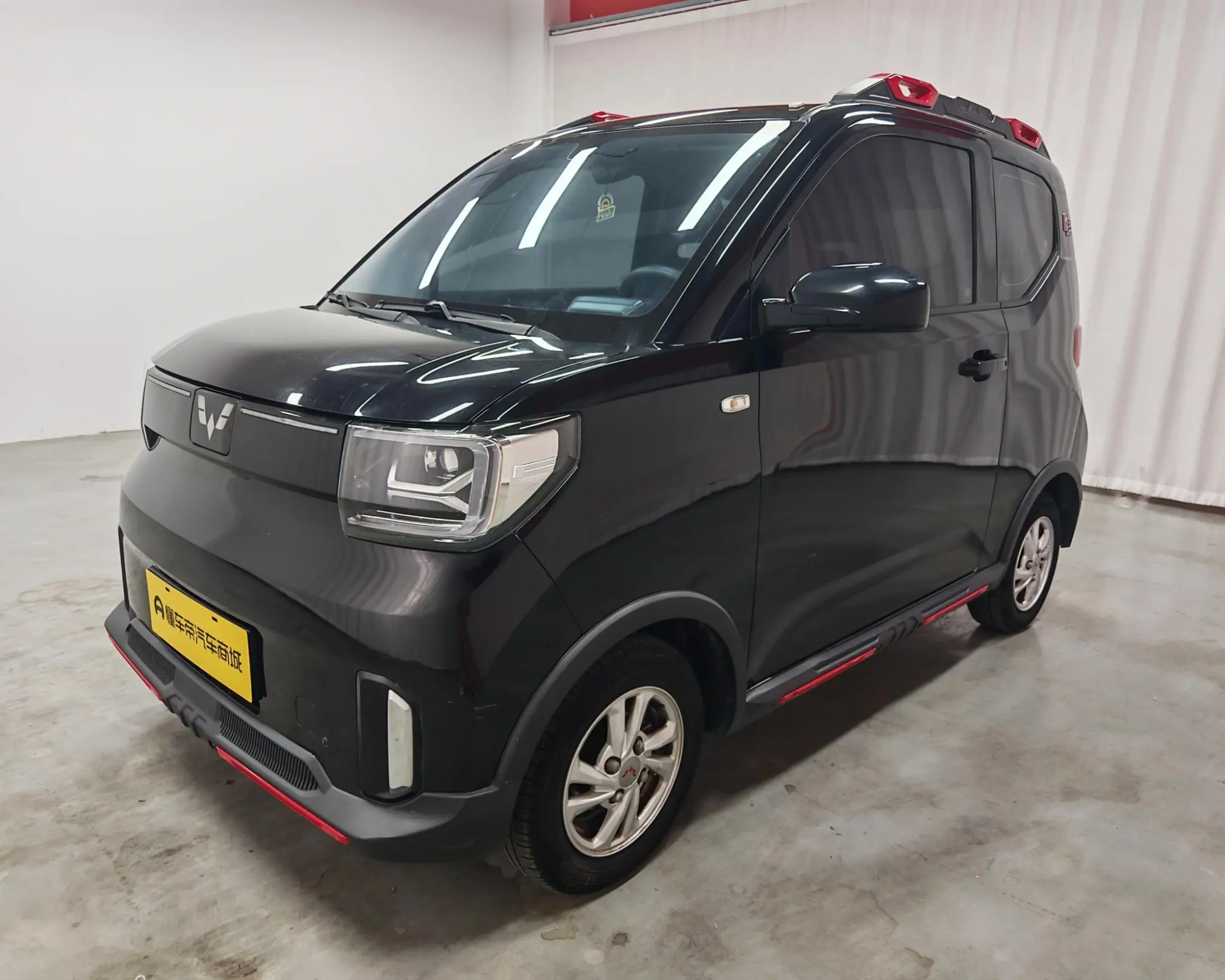 Wuling Wuling Hongguang MINIEV GAMEBOY 200km play coffee lithium iron phosphate