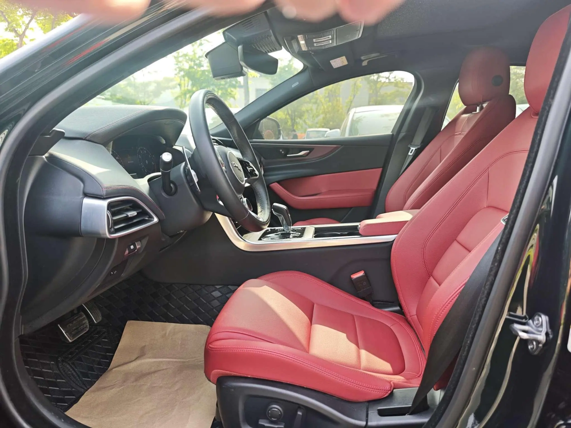 Jaguar Jaguar XEL 2.0T 250PS R-DYNAMIC S Enterprising Sports Edition