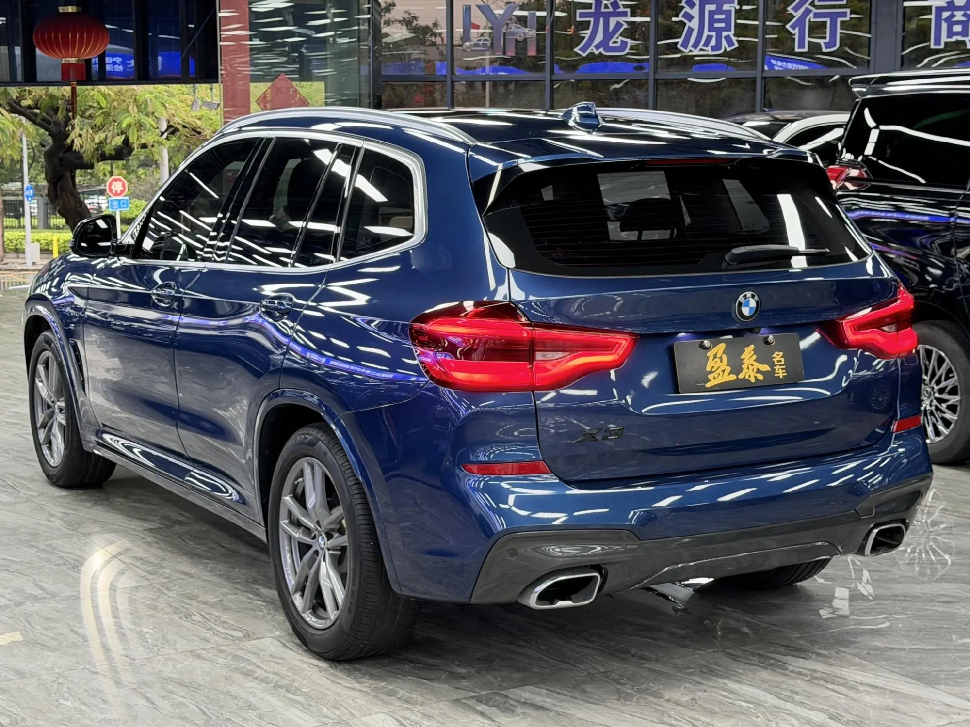 BMW BMW X3 xDrive28i M sports suit