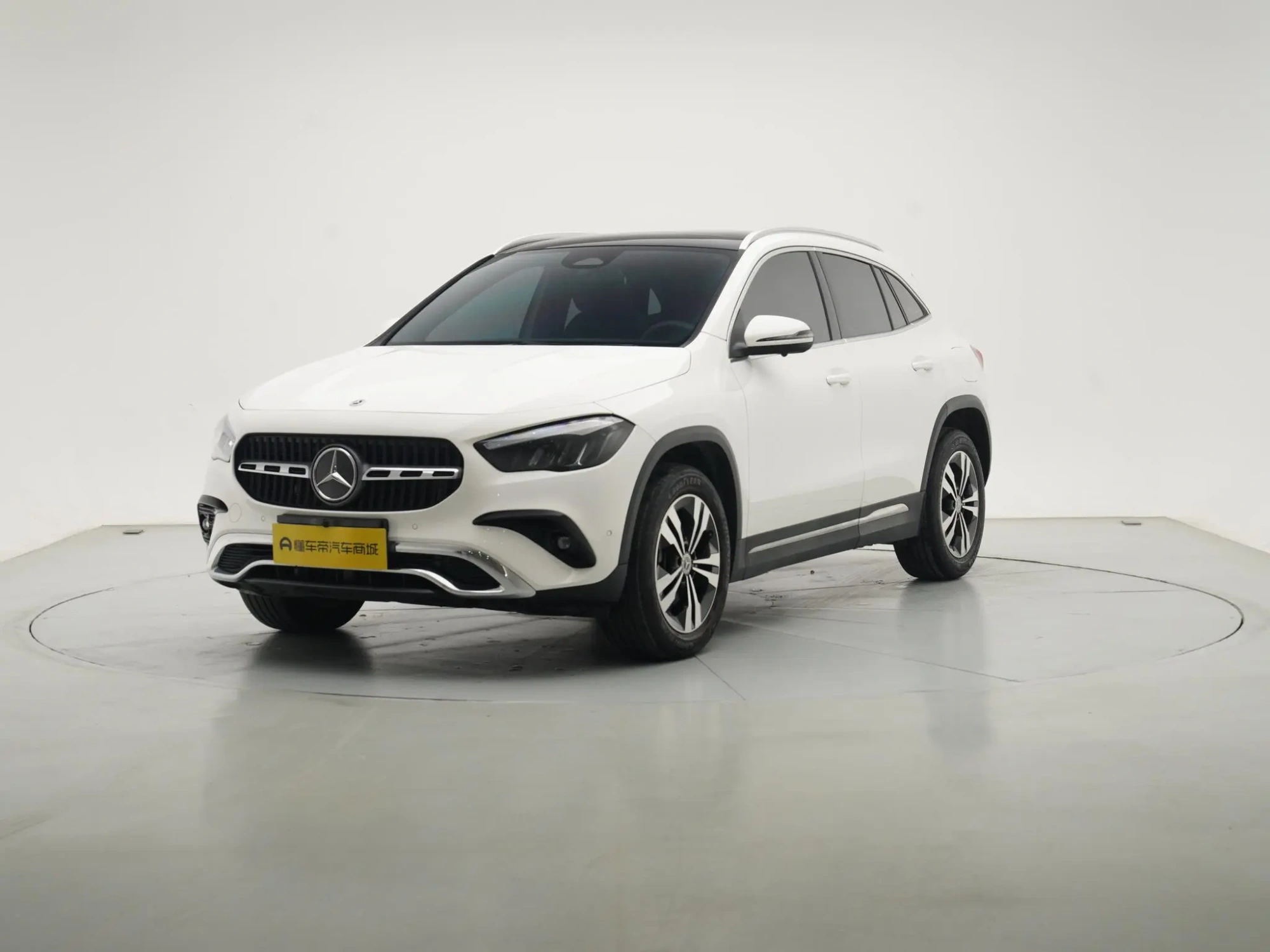 Mercedes-Benz Mercedes-Benz GLA GLA 200