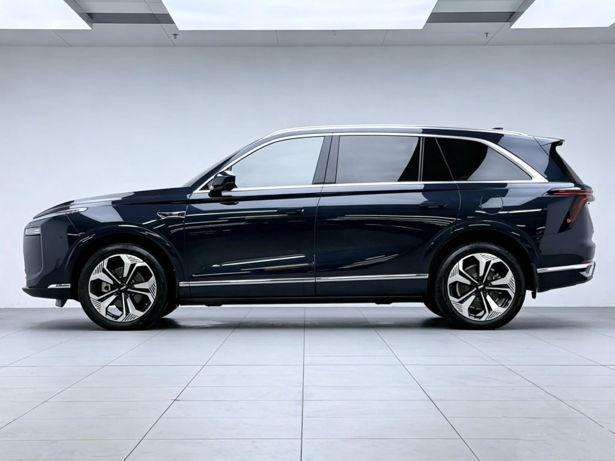 Wei Blue Mountain Four-wheel drive ultra-long battery life version