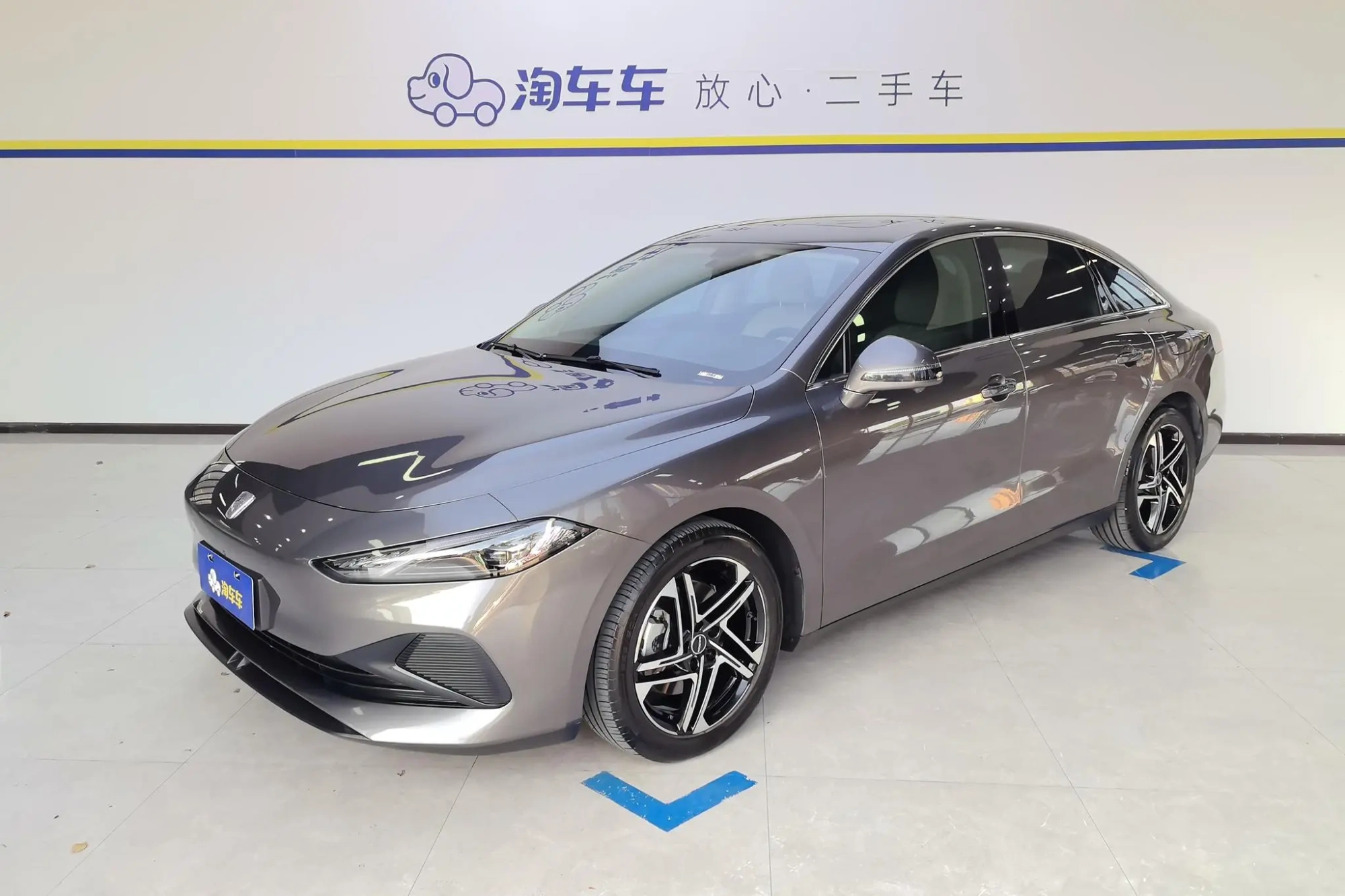 Roewe Roewe D7 DMH 125 Excellent Edition