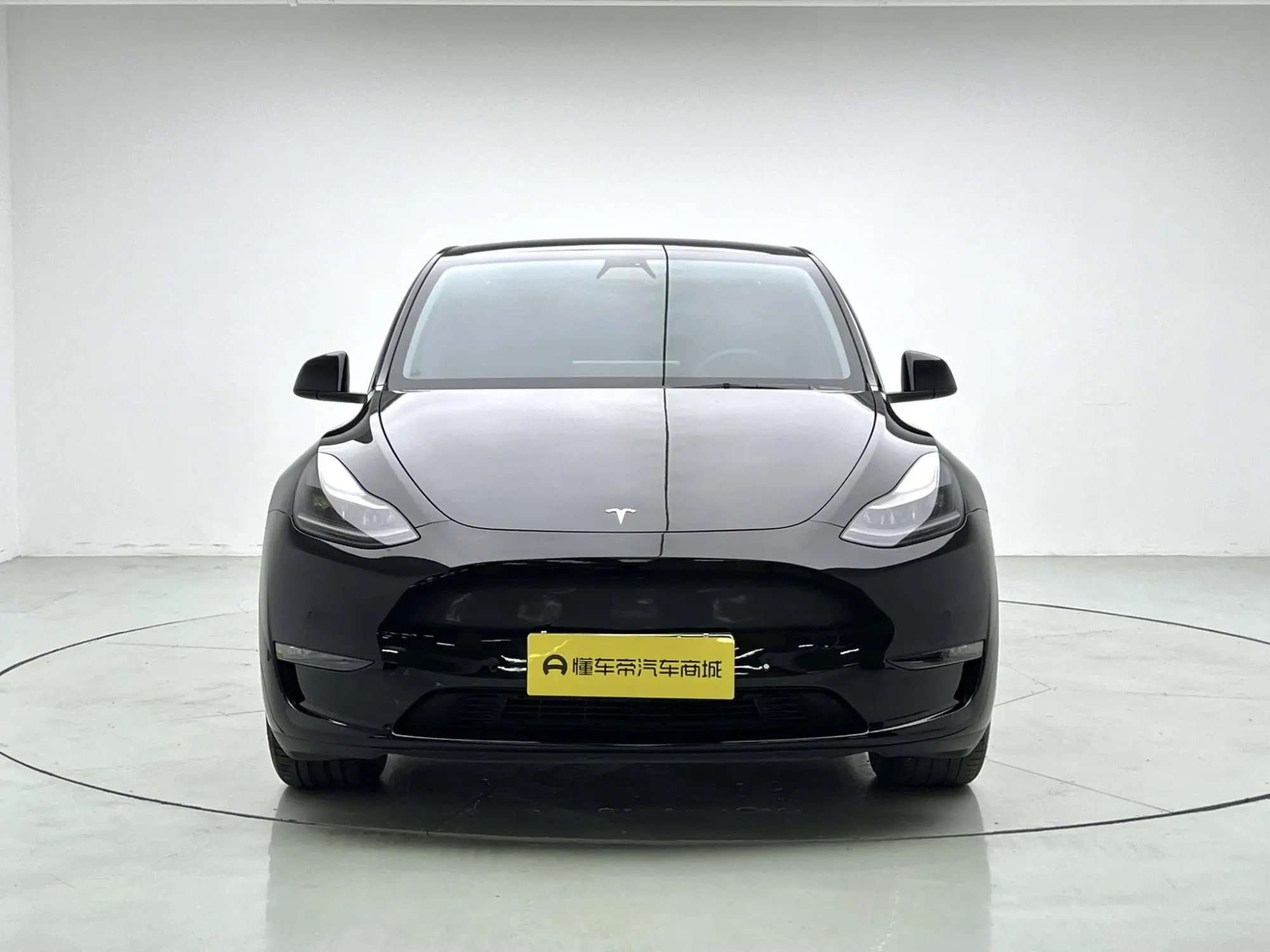 Tesla Model Y Long battery life all-wheel drive version