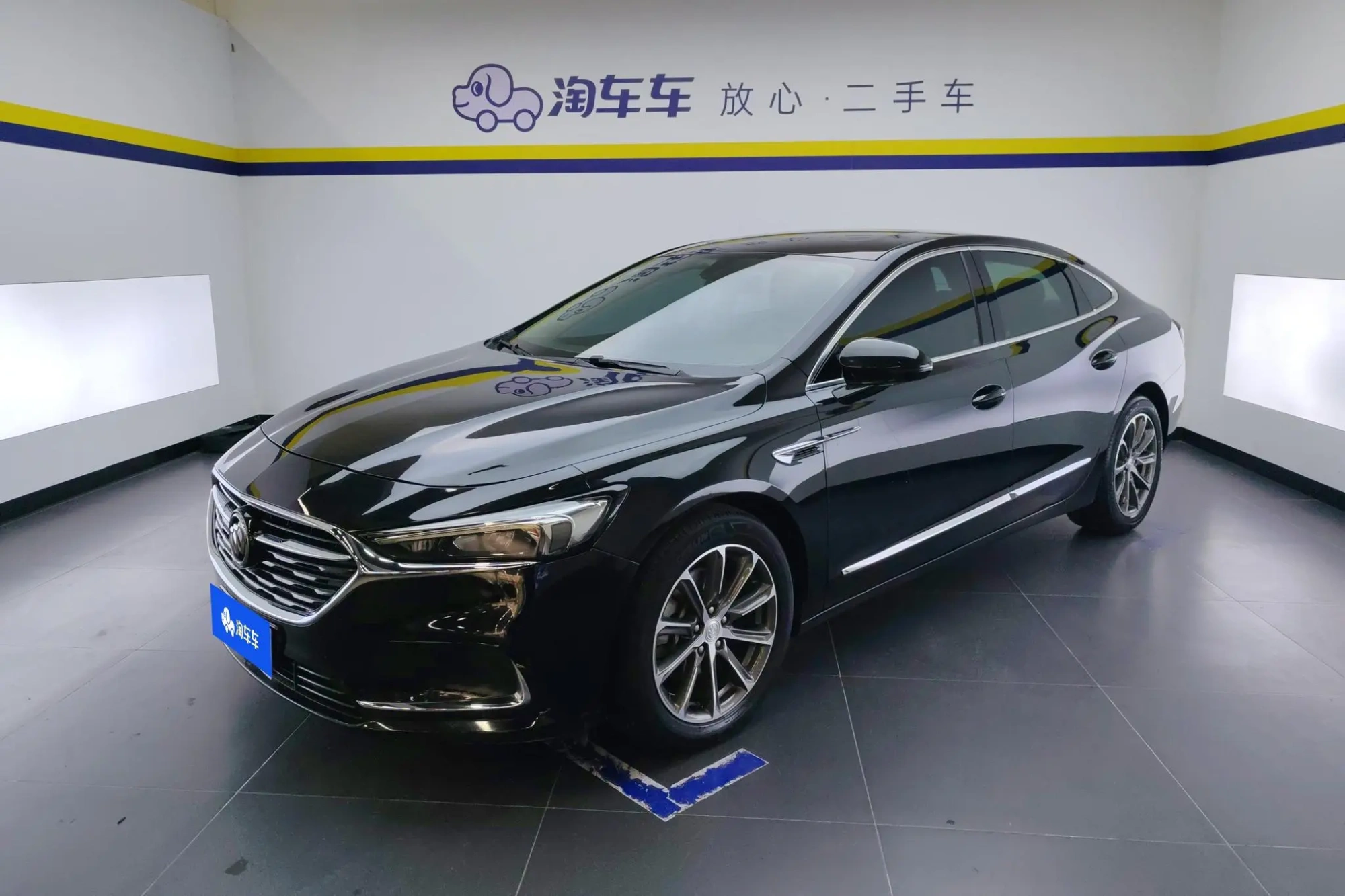 Buick Lacrosse 28T Elite type