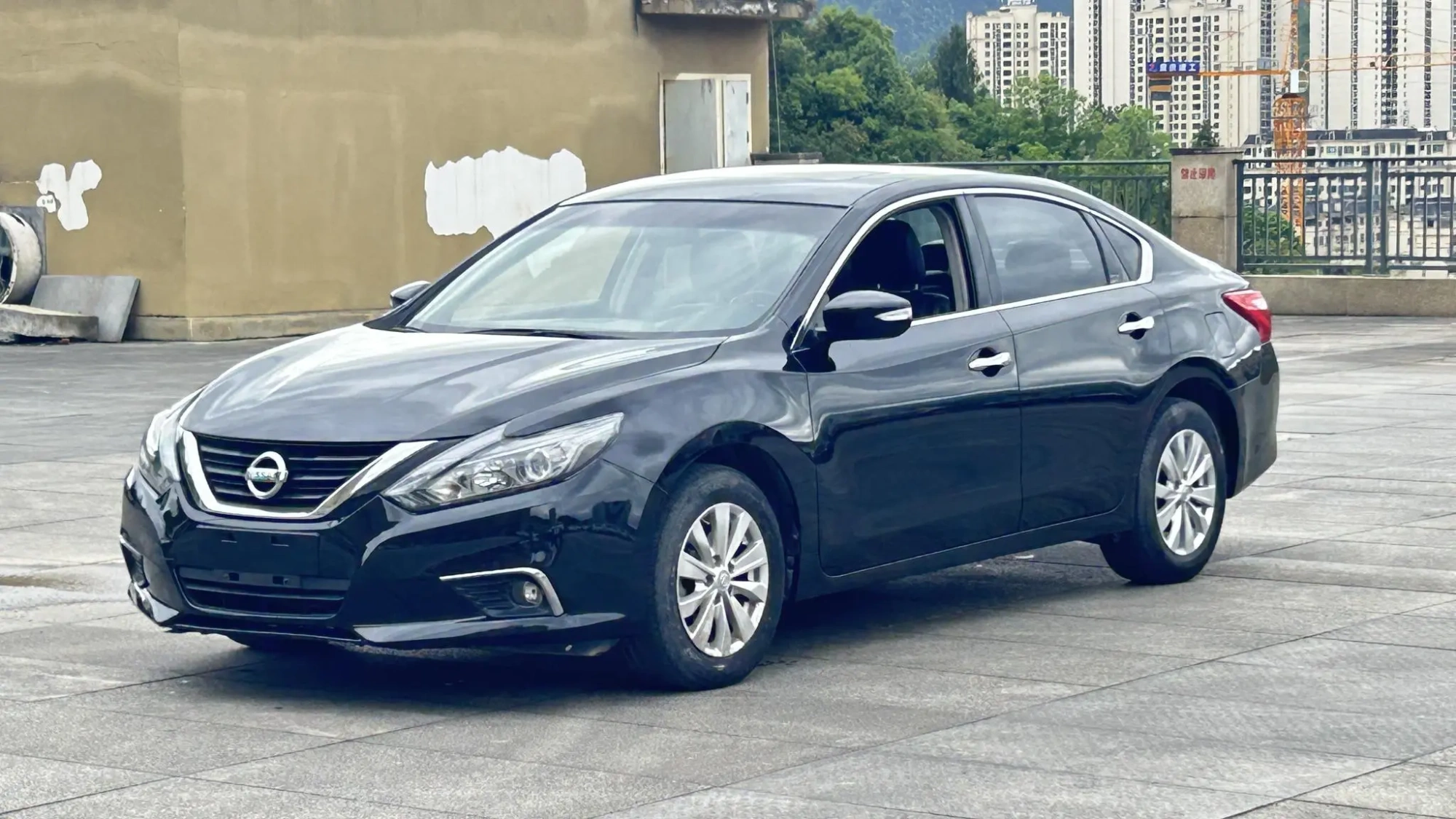 Nissan Teana 2.0 L XL Smart Edition