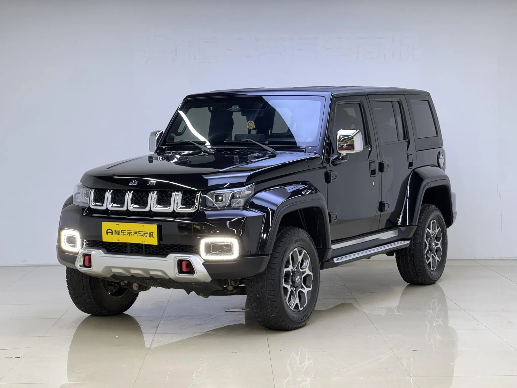 Beijing Beijing off-road BJ40 PLUS 2.3T automatic four-wheel drive exclusive edition Country VI