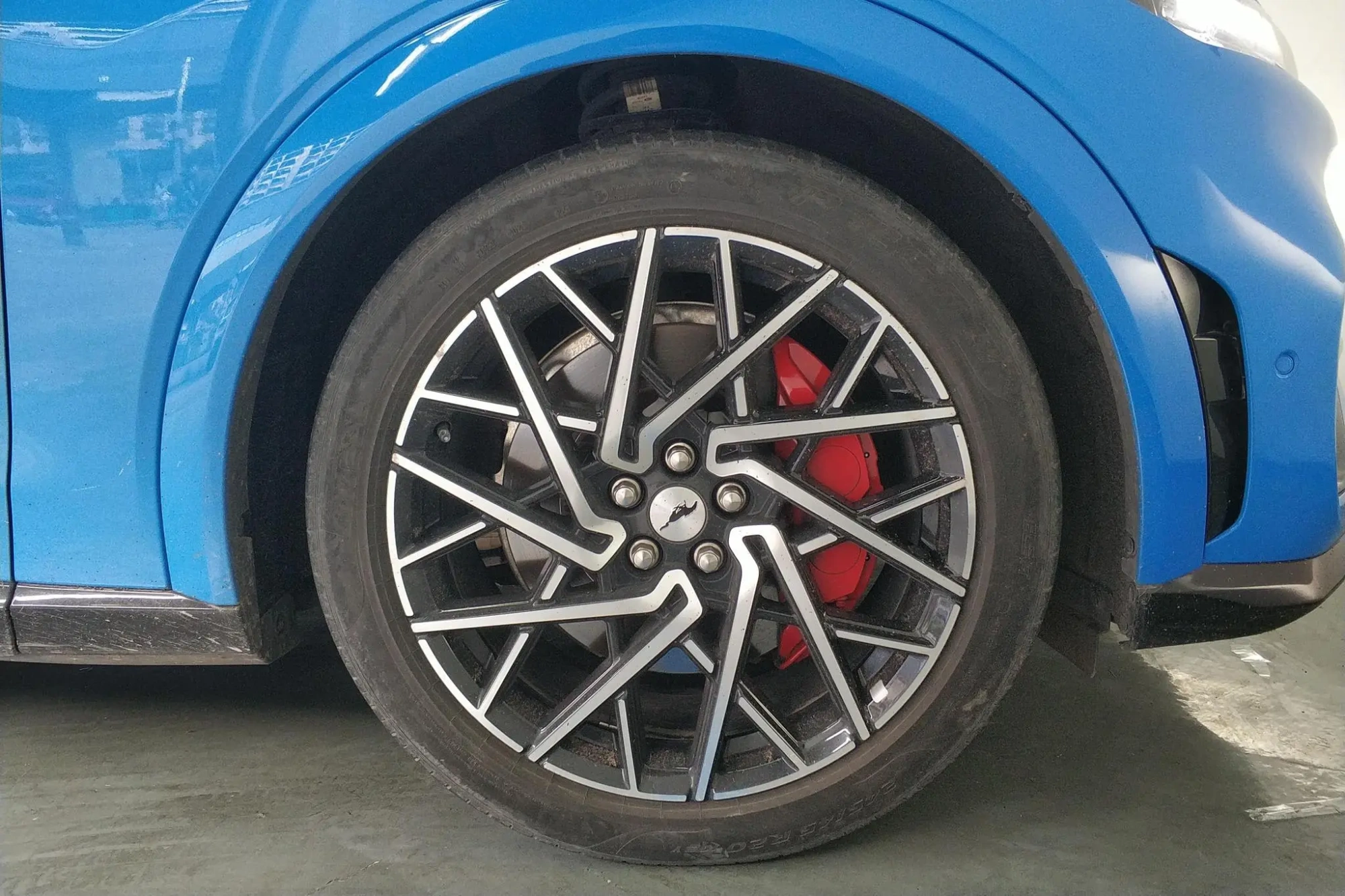 Ford Ford electric Horse GT