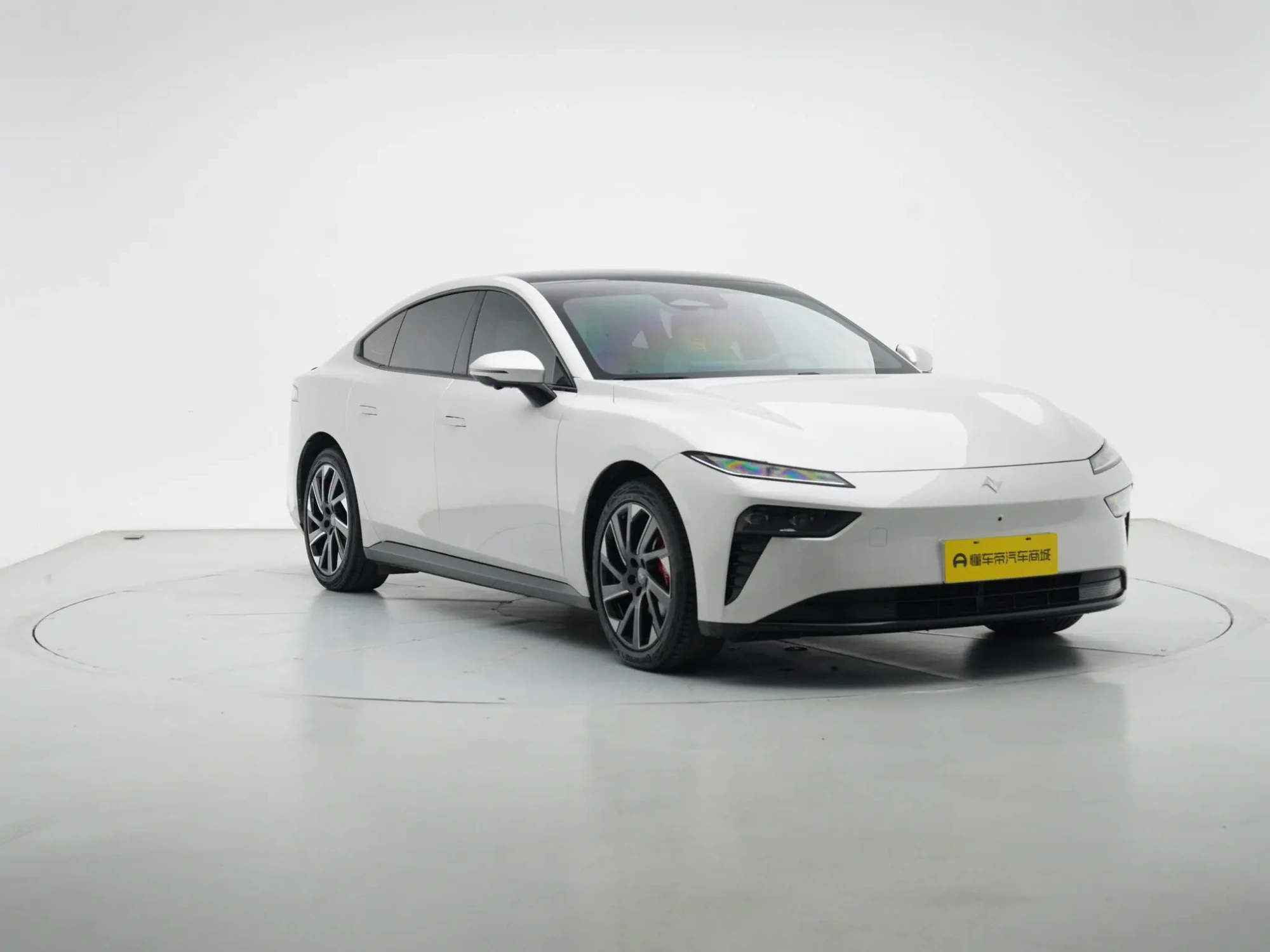 Dongfeng eπ eπ007 Pure electric 530Pro version