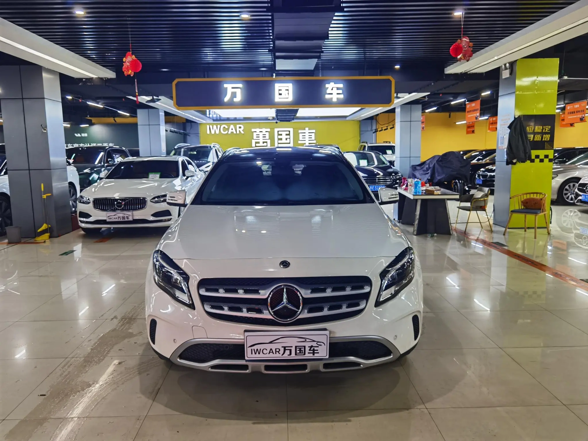 Mercedes-Benz Mercedes-Benz GLA GLA 200 fashion type