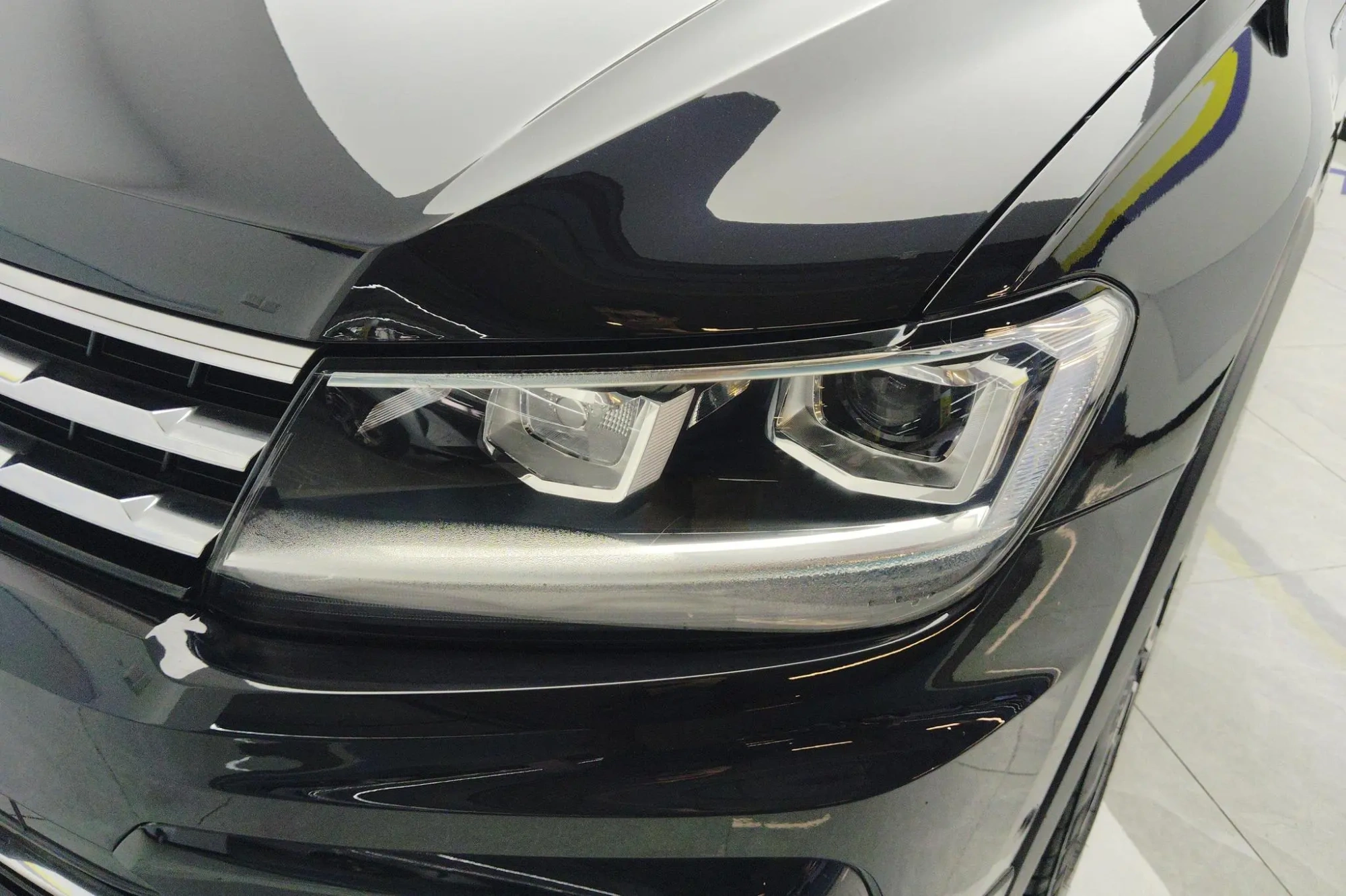 Volkswagen Tiguan L 330TSI automatic two-wheel drive R-Line Premium edition
