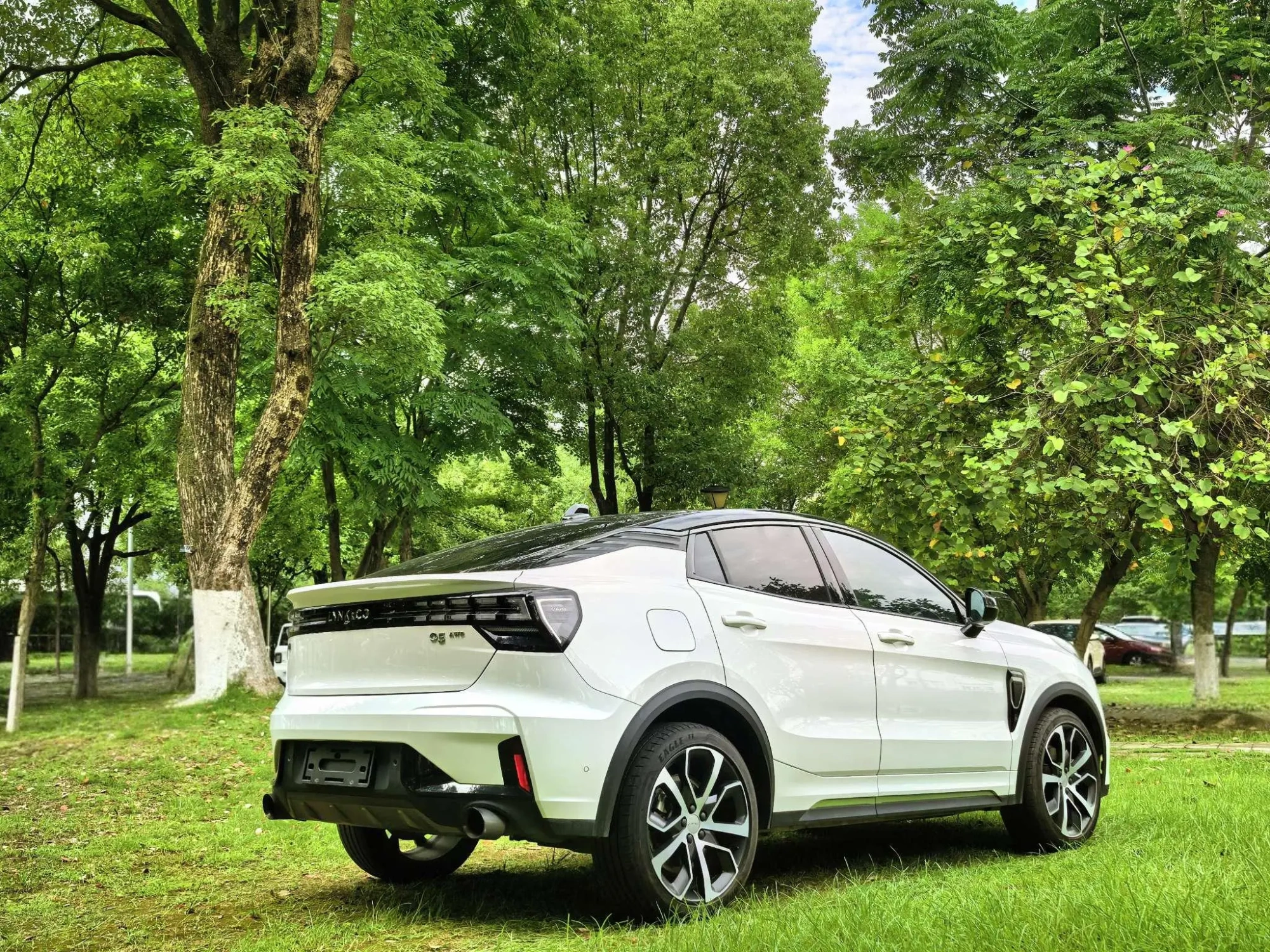 LYNK & CO Lynk 05 2.0TD four-wheel drive Halo