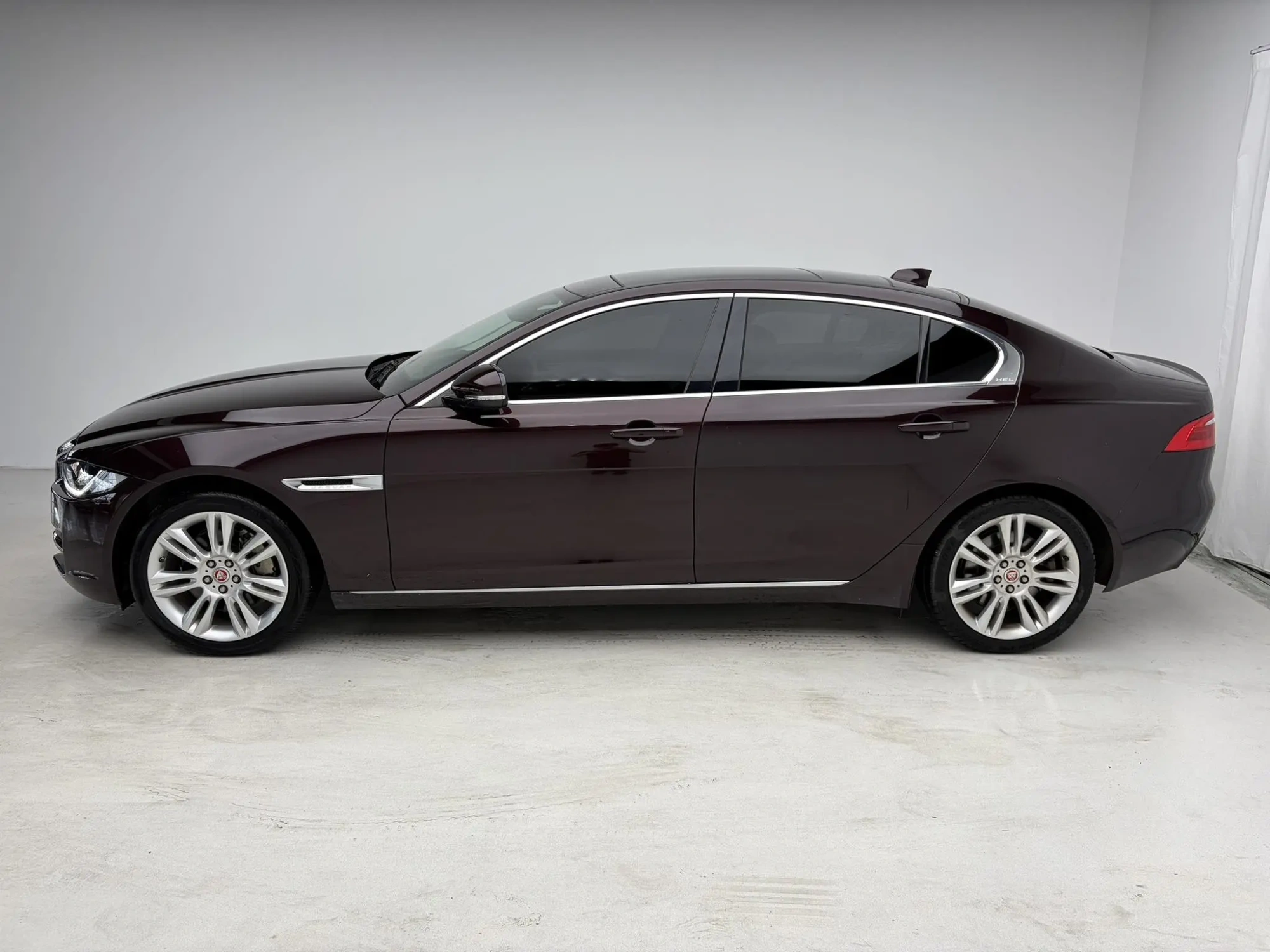 Jaguar Jaguar XEL 2.0T 250PS Premium Edition